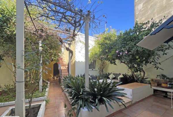 Hübsches Stadthaus mit Patio in Alcudia Altstadt nahe Strand