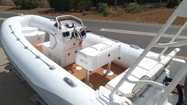 Rib Nautica White Body