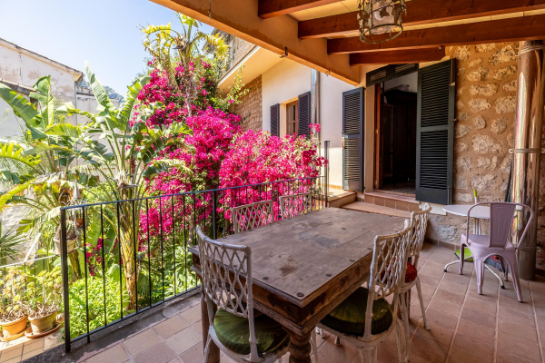 Historic townhouse in Soller close to the centre